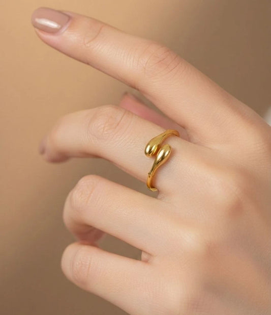 Golden Hug Ring