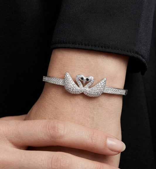 925 Sterling Silver Swan Elegance CZ Bangle
