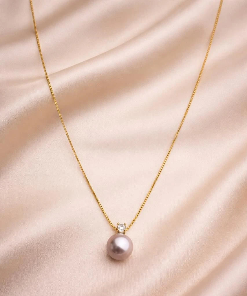 Minimal Pearl Pendant