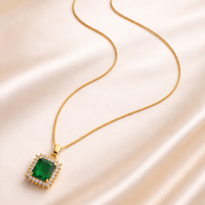 Aurelia Green Pendant