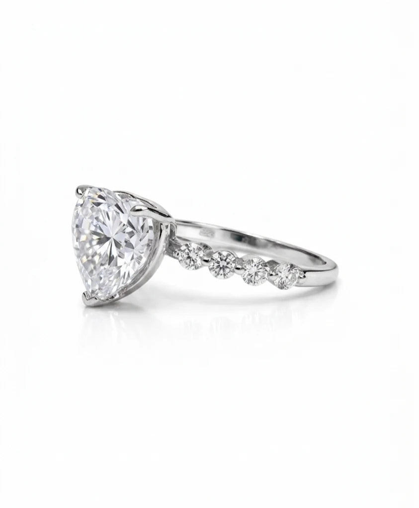 925 Sterling Silver Heart CZ Ring