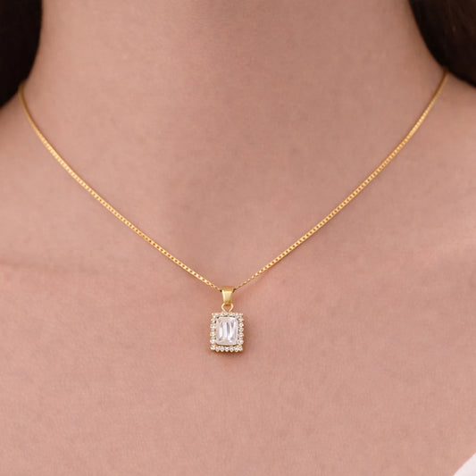Aurelia White Pendant