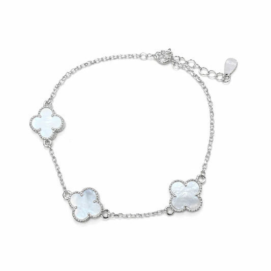 925 Silver bracelet with three clover-shaped charms